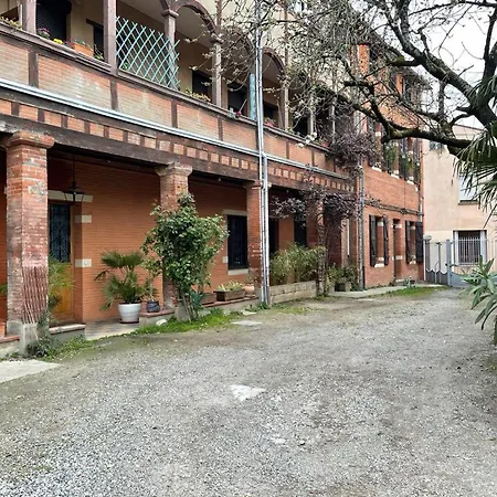 Apartmán Joly Parking Hypercentre